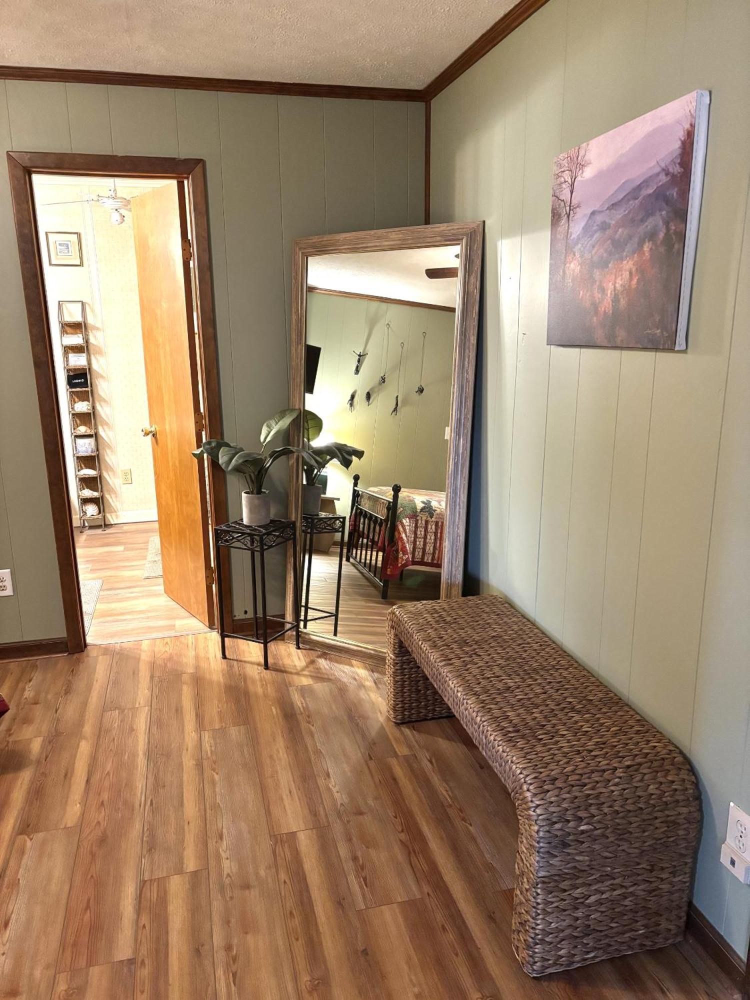 The Iris Garden Downtown Cottages And Suites ナッシュビル 部屋 写真
