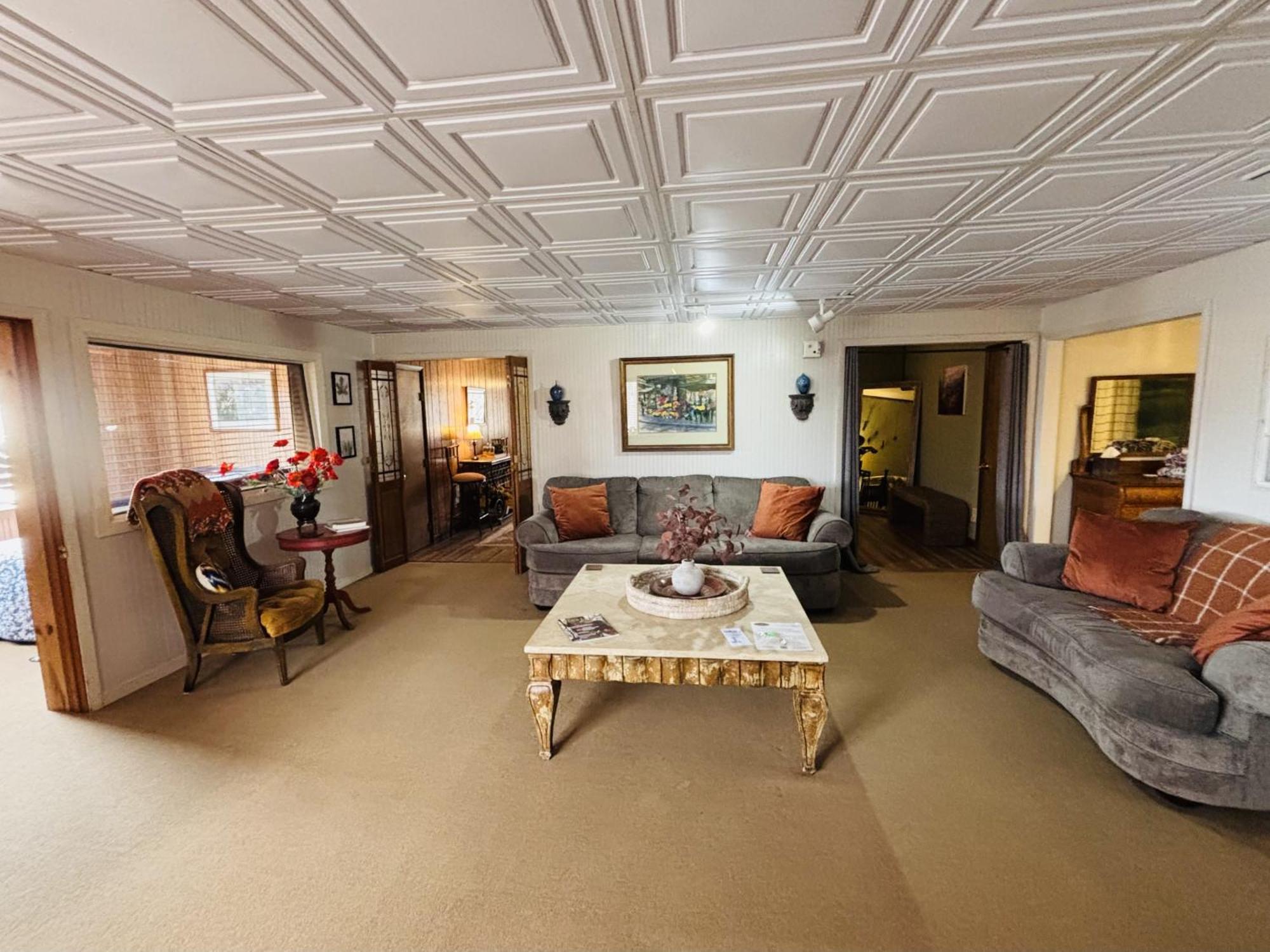 The Iris Garden Downtown Cottages And Suites ナッシュビル 部屋 写真