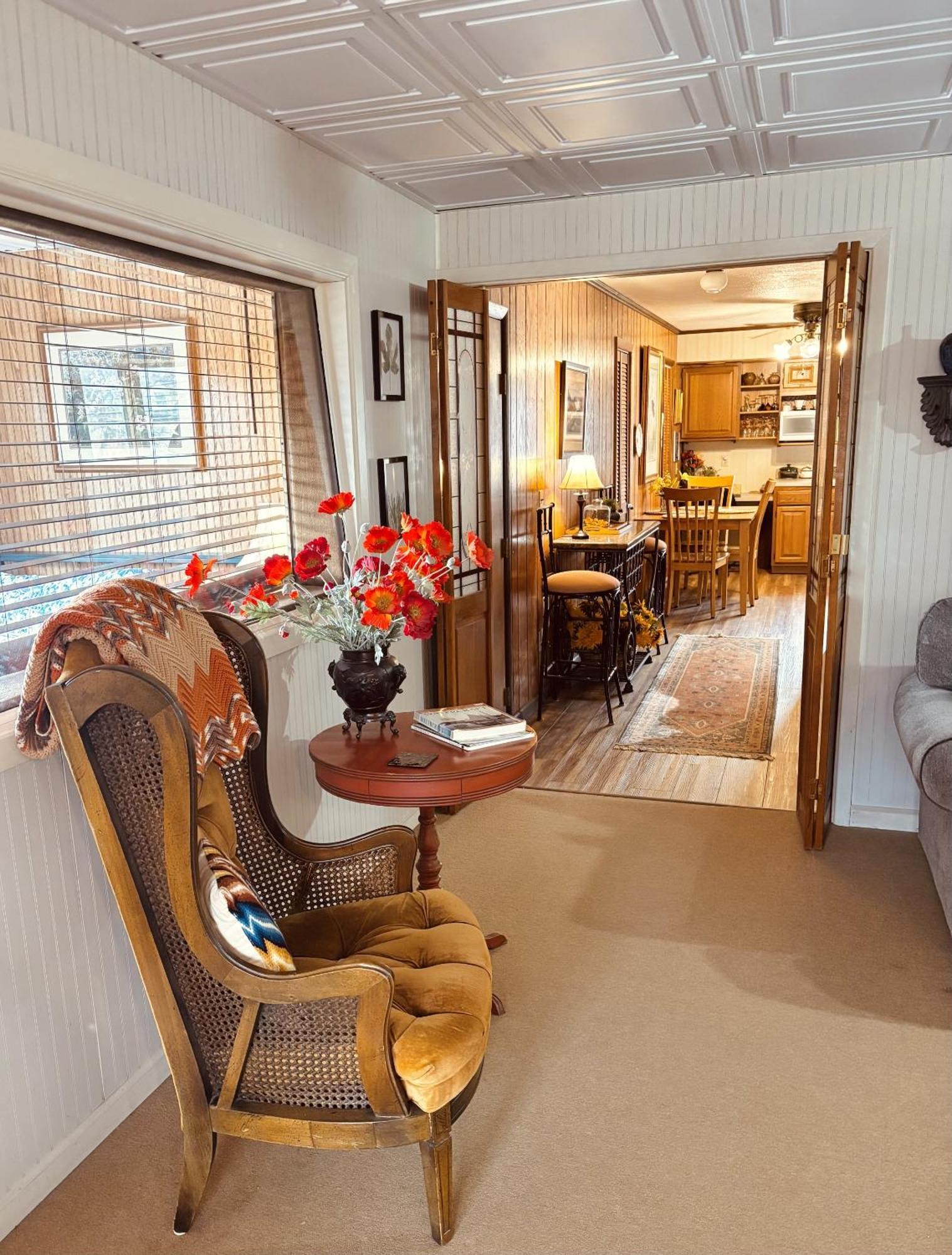 The Iris Garden Downtown Cottages And Suites ナッシュビル 部屋 写真